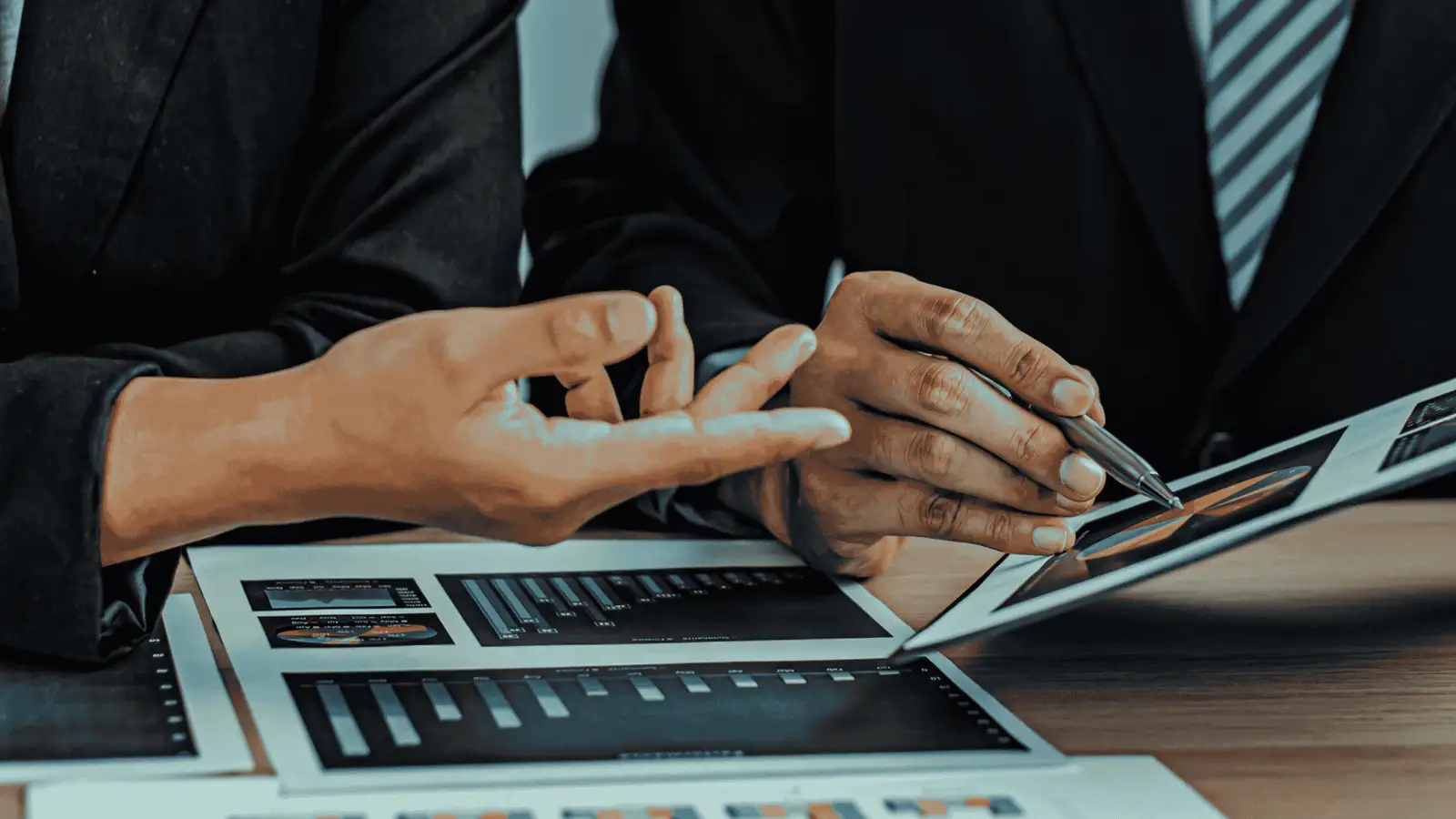 Navigating Control and Compliance in Accounting for IPO-Bound Companies